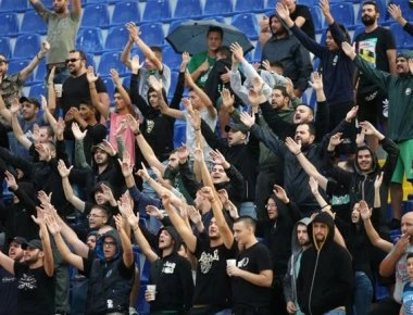 Ένταση και φωτοβολίδες στο φιλικό Ατρόμητος- ΠΑΟ- Προσωρινή διακοπή του αγώνα